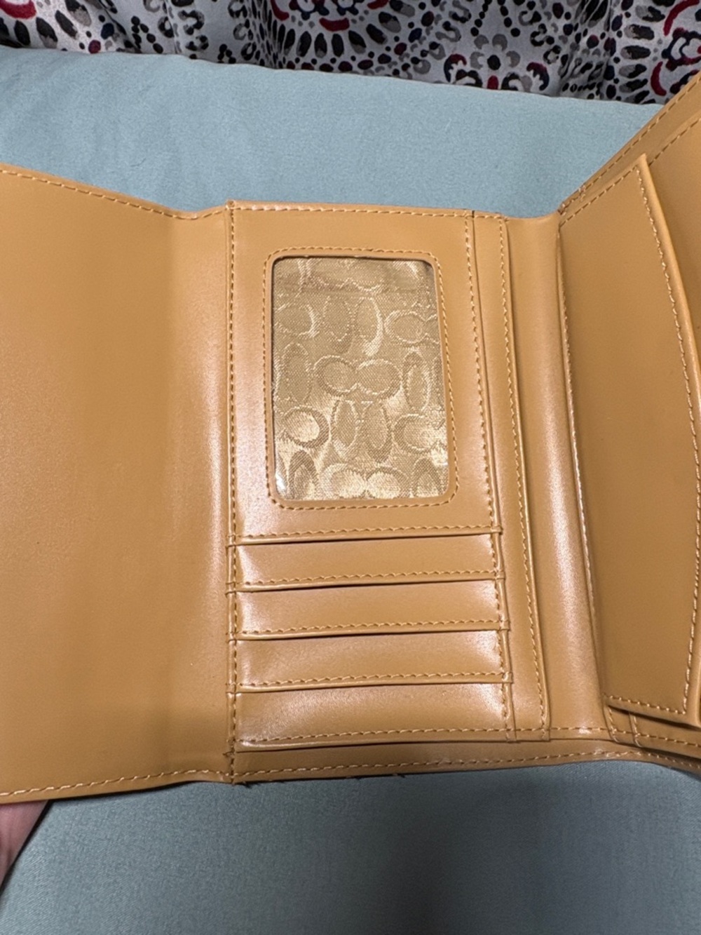 Coach Soho Signature Canvas Buckle Trifold Wallet | Khaki & Tan Leather - Picture 3 of 9